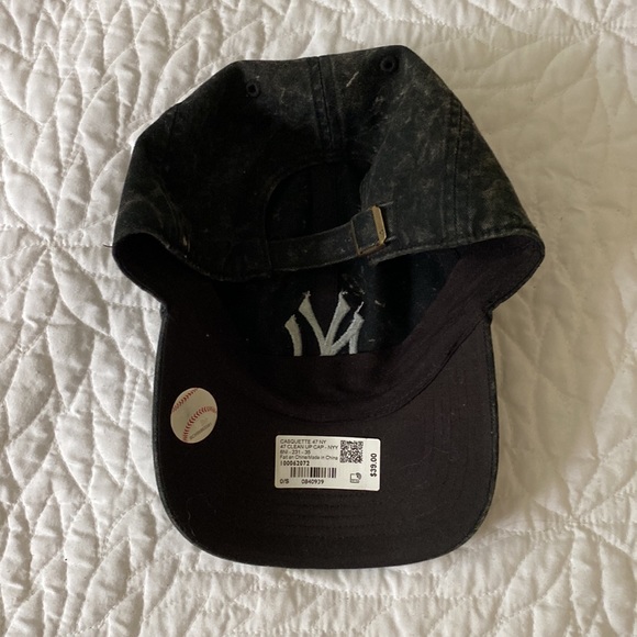 47 Brand Clean Up Cap - NY - Picture 2 of 3
